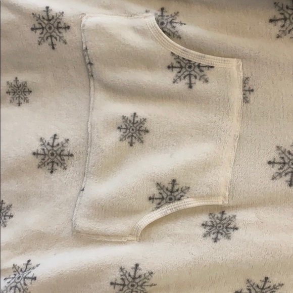 Nautica 3/4 Sleeve Sleepwear Fleece - Picture 4 of 5